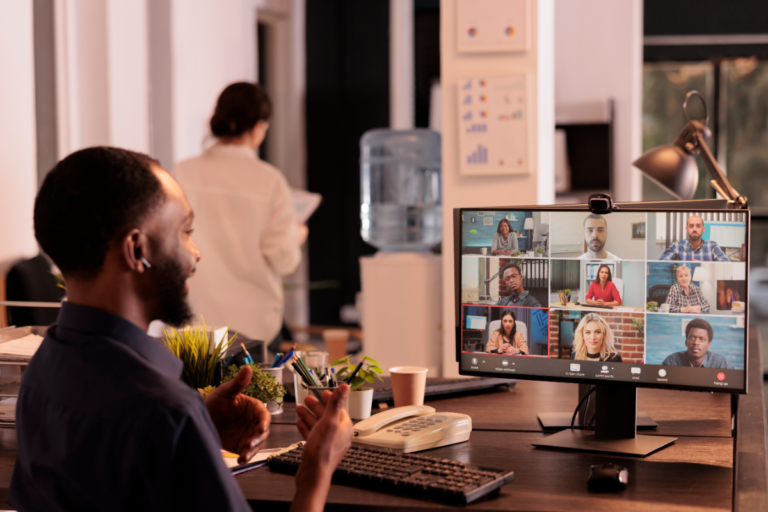 Virtual assistants talking to a client